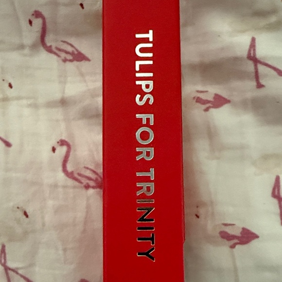 Red Aspen Nail Dashes - Tulips for Trinity Press-On Nails - Picture 2 of 2